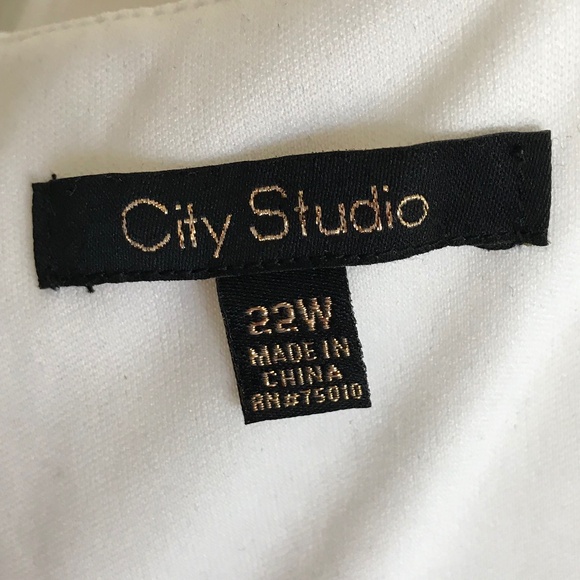 CITY STUDIO Lace Fit & Flare Dress Sleeveless White Women’s Plus Size 22W 1X - Picture 4 of 16